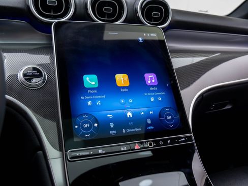 New 2026 Mercedes-Benz GLC 300 GLC 300 image 24