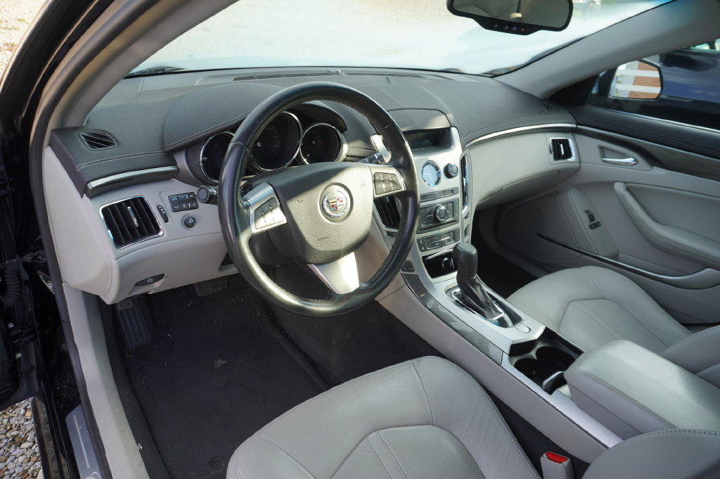 Used 2010 Cadillac CTS Premium AWD/4WD image 3