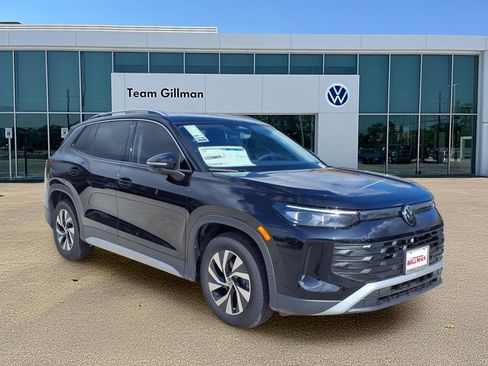 New 2026 Volkswagen Tiguan S FWD image 1