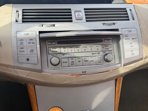 Used 2007 Toyota Avalon Limited image 12