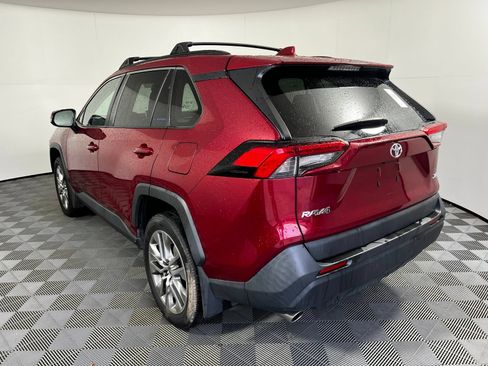 Used 2023 Toyota RAV4 XLE Premium FWD image 7