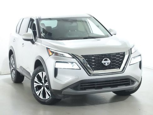 Certified 2023 Nissan Rogue SV AWD/4WD image 2