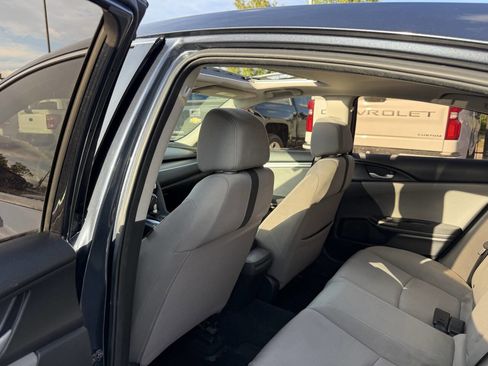 Used 2018 Honda Civic EX image 11