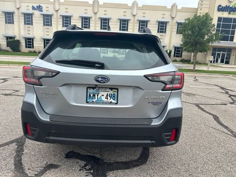 Used 2020 Subaru Outback AWD/4WD image 6