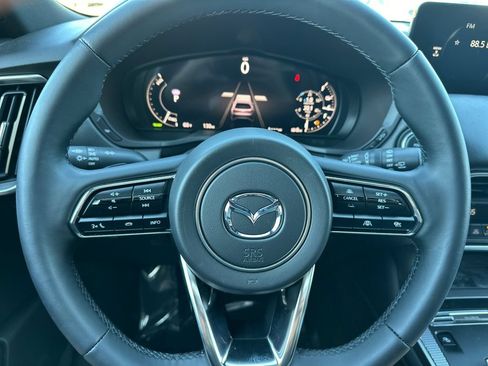 Certified 2025 MAZDA CX-70 Plug-In Hybrid w/ Premium Plus AWD/4WD image 31