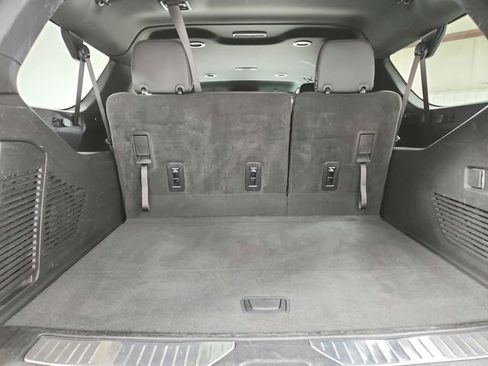 Used 2024 Chevrolet Suburban RST image 46