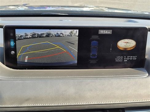 Used 2023 Genesis G80 2.5T image 17