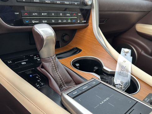 Used 2020 Lexus RX 350 FWD w/ Premium Package image 25