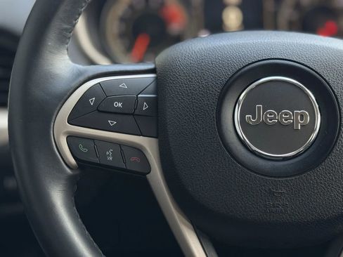 Used 2017 Jeep Cherokee 75th Anniversary image 20