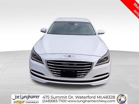 Used 2017 Genesis G80 3.8 AWD/4WD image 3