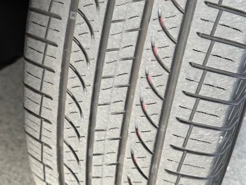 Used 2025 Toyota RAV4 XSE w/ Premium Package AWD/4WD image 15