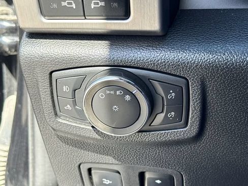 Certified 2020 Ford F250 Platinum AWD/4WD image 40