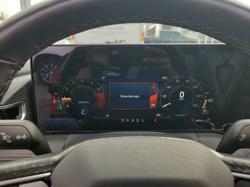 Used 2025 Ford Mustang Premium image 13