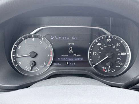 Used 2021 Nissan Titan SV w/ Accessory Utility Package image 8