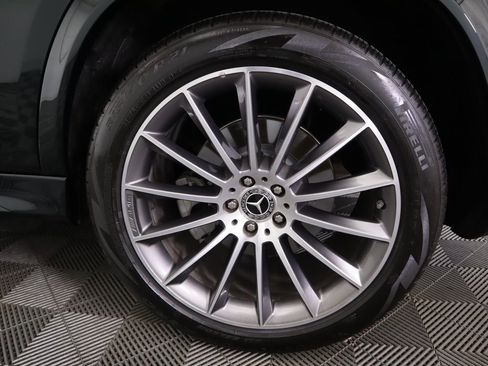 Used 2024 Mercedes-Benz GLE 450 4MATIC image 32