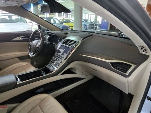 Used 2020 Lincoln MKZ Reserve w/ Elements Package FWD image 13