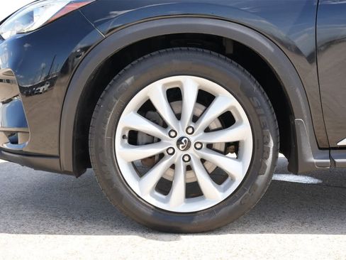 Used 2019 INFINITI QX50 Essential w/ Premium Heat Package image 27