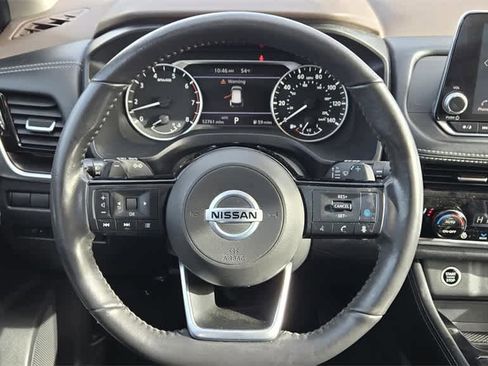 Used 2021 Nissan Rogue SL image 12