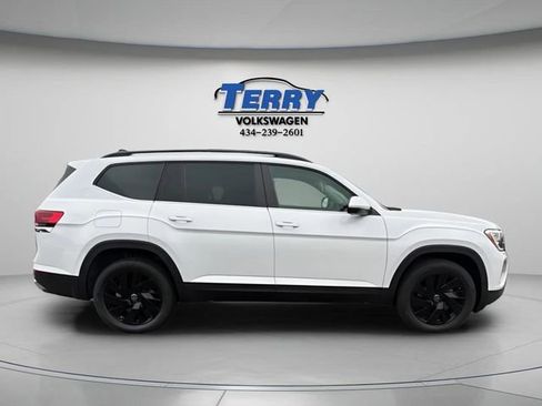 New 2026 Volkswagen Atlas SE AWD/4WD image 1