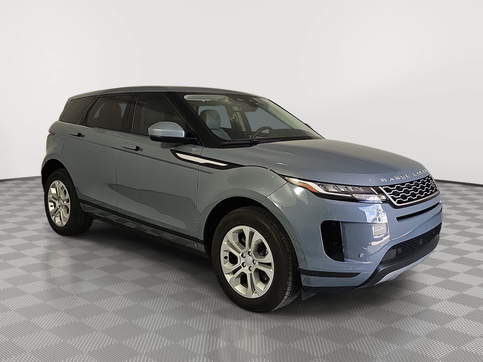 Used 2023 Land Rover Range Rover Evoque S AWD/4WD image 2