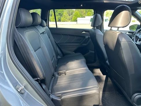 Used 2023 Volkswagen Tiguan SE R-Line AWD/4WD image 55