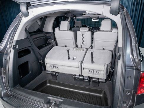 Used 2023 Honda Odyssey Elite image 9