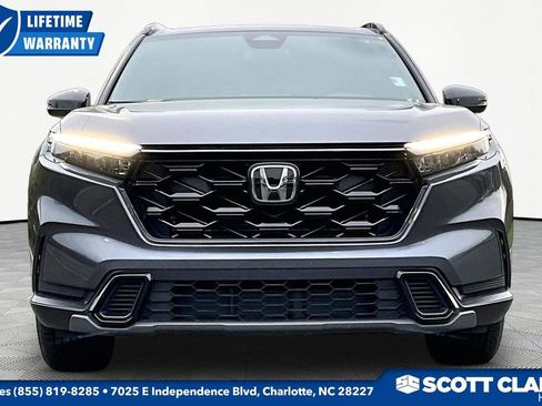 Used 2023 Honda CR-V Sport image 2