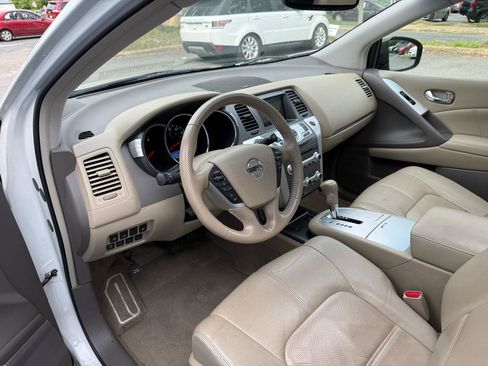 Used 2011 Nissan Murano SL w/ Navigation Pkg AWD/4WD image 11