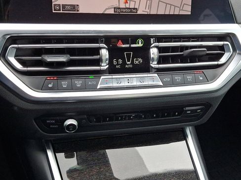Used 2021 BMW 330i xDrive Sedan w/ Convenience Package image 27
