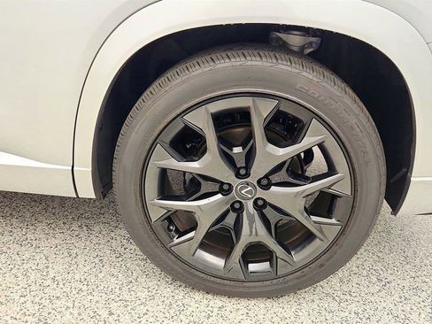 Used 2024 Lexus TX 500h AWD w/ Technology Package image 9