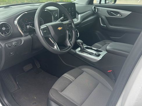 Used 2023 Chevrolet Blazer LT FWD image 11