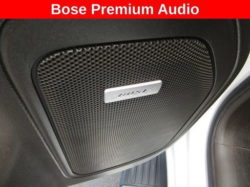 Used 2021 GMC Sierra 1500 SLT w/ SLT Premium Plus Package AWD/4WD image 23
