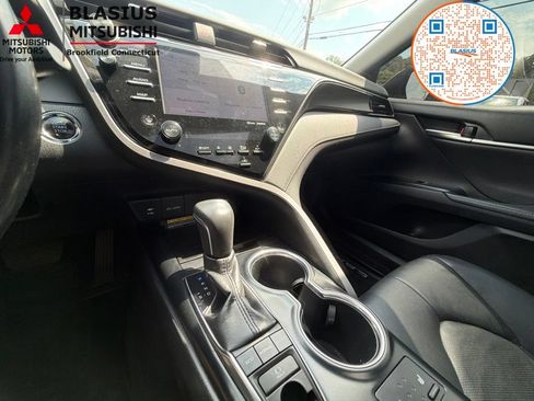 Used 2019 Toyota Camry XSE FWD image 29