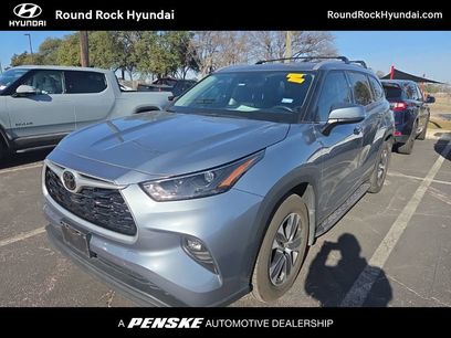 Used 2022 Toyota Highlander XLE