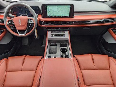 New 2026 Lincoln Aviator Reserve AWD/4WD image 5