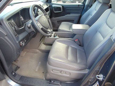 Used 2010 Honda Ridgeline RTL image 10
