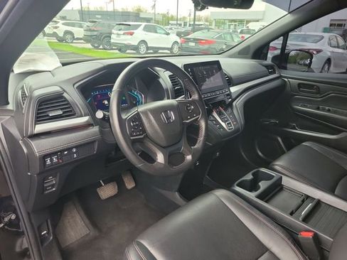 Used 2024 Honda Odyssey Sport image 18