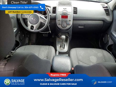 Used 2011 Kia Soul + w/ Audio Pkg FWD image 11