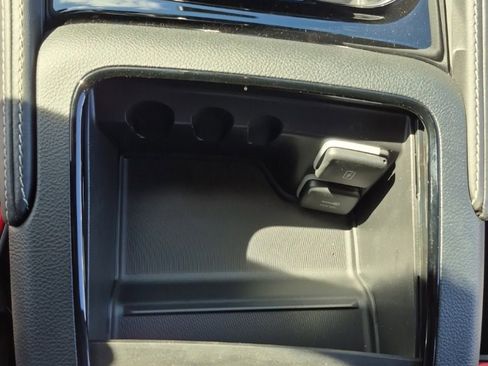 New 2025 Chrysler Pacifica Limited w/ Trailer Tow Group image 46