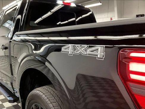 Used 2025 Ford F150 Lariat AWD/4WD image 9