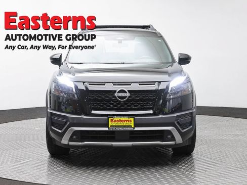 Used 2023 Nissan Pathfinder Rock Creek AWD/4WD image 2