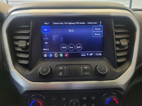 Used 2020 GMC Acadia SLT image 25