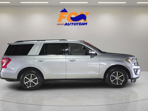 Used 2020 Ford Expedition XLT image 5