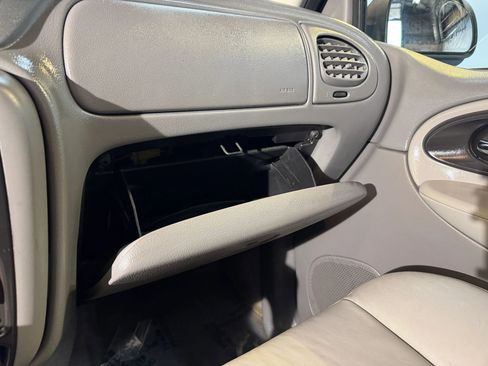 Used 2008 Chevrolet TrailBlazer LT w/ Sun And Sound Package image 19