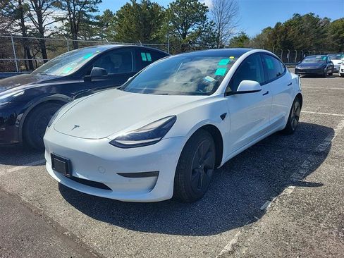 Used 2022 Tesla Model 3 Long Range image 3
