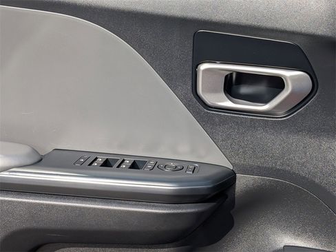 Used 2025 Kia K4 LXS image 14