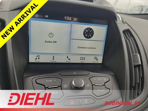 Used 2016 Ford Escape SE w/ SE Chrome Package image 9