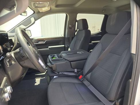 Used 2026 GMC Sierra 1500 SLE RWD image 10