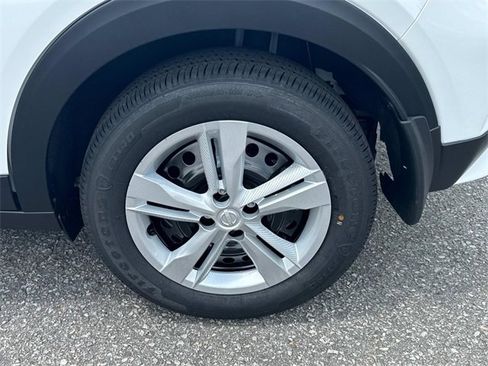 New 2025 Nissan Kicks Play S image 13