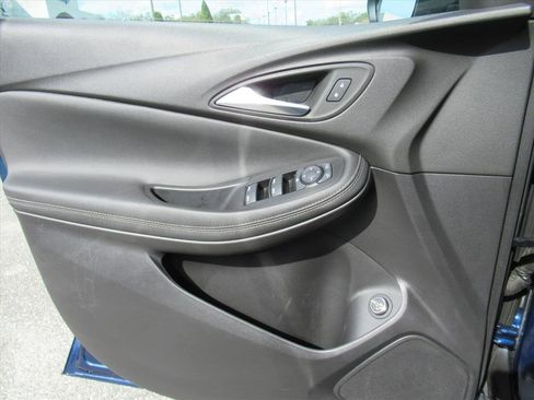 Used 2023 Buick Encore GX Select image 17